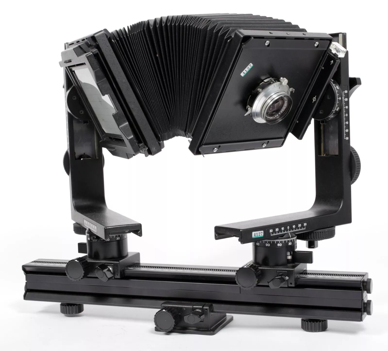 Horseman 45L All geared 4X5 Camera with 165mm lens + holders Horseman 45L All geared 4X5 Camera with 165mm lens + holders